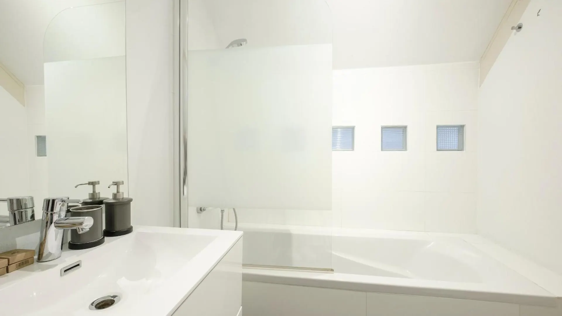 The Doms Flats Apartment Brussels