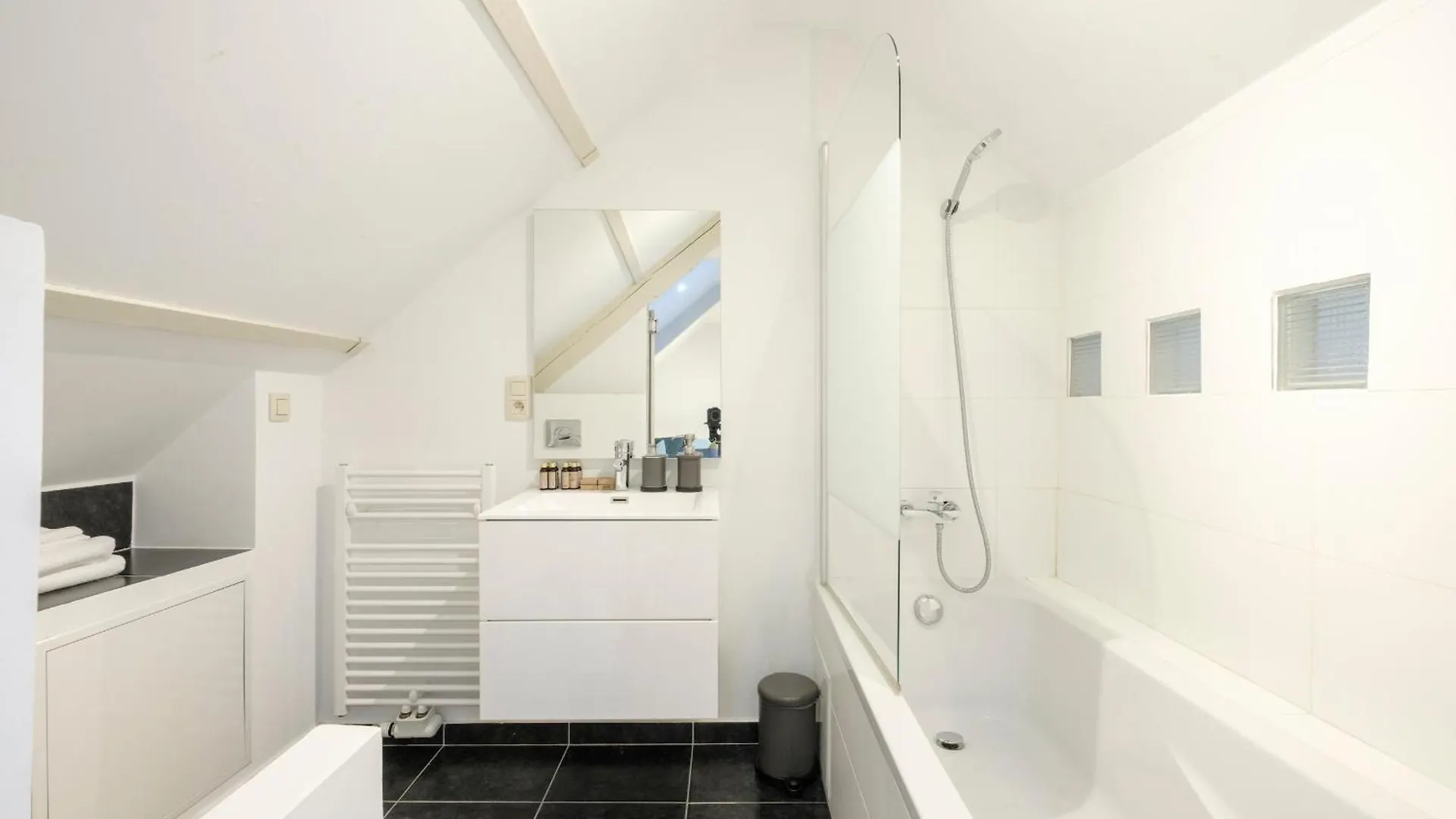 The Doms Flats Apartment Brussels Belgium