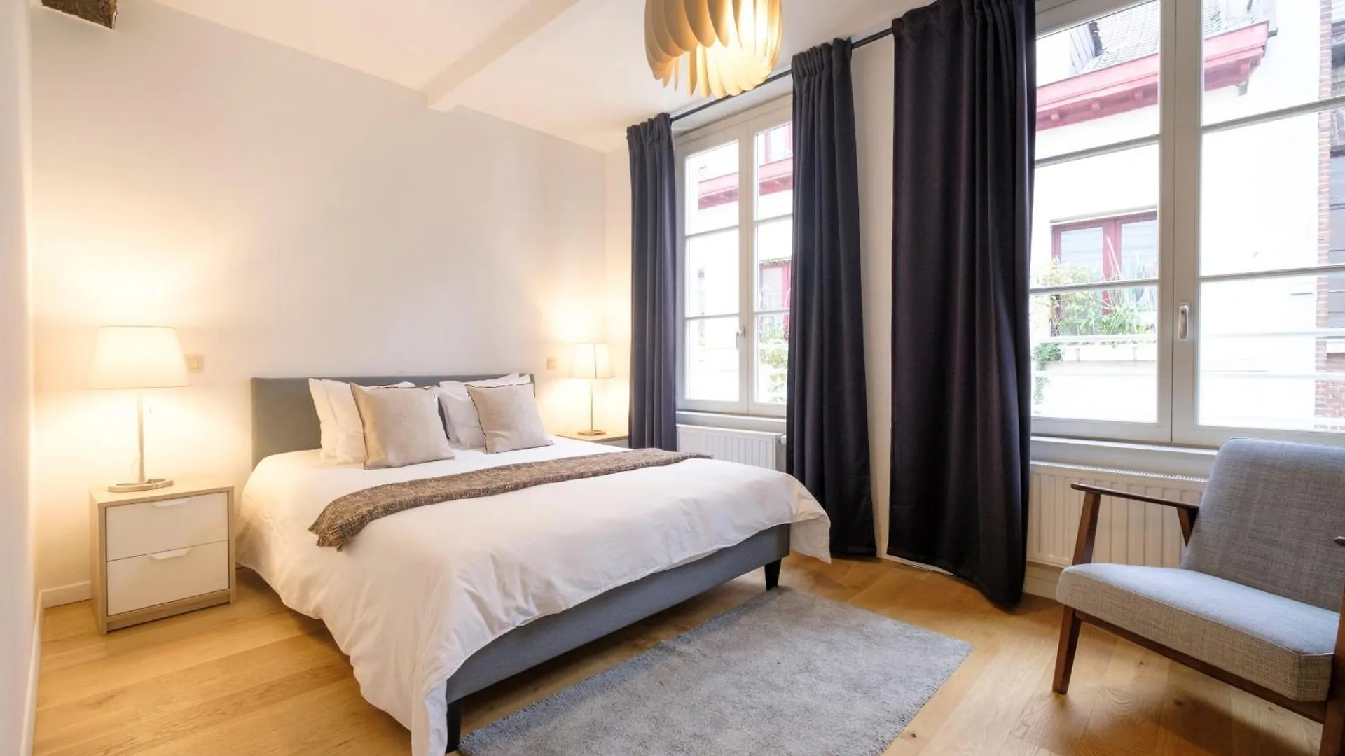 The Doms Flats Apartment Brussels